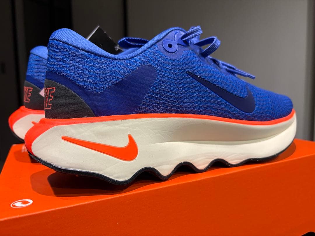 NIKE ☆ MOTIVA （27.5㎝）新品未使用 値引きしました！