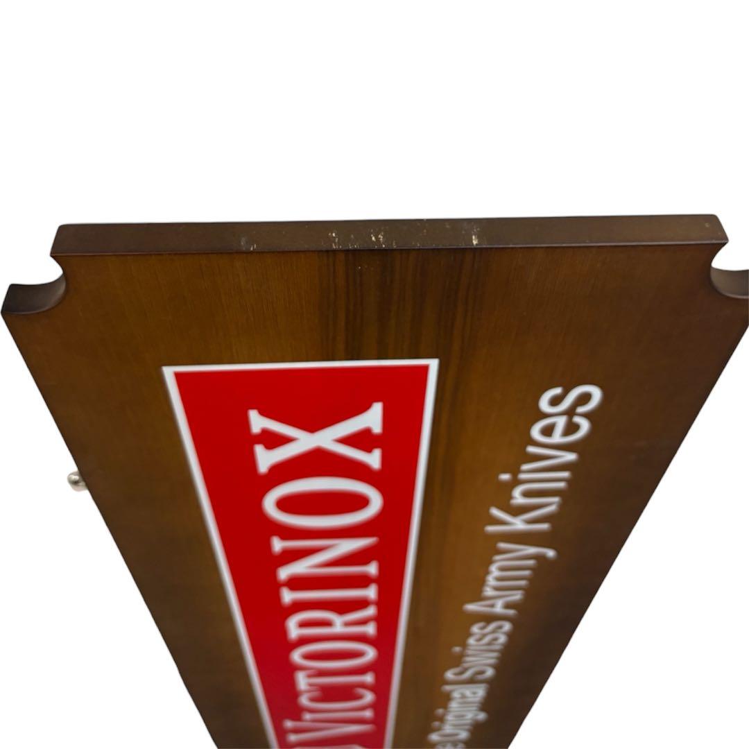 看板 木製Victorinox スイスアーミーナイフ 木製サイン 吊り下げ 両面