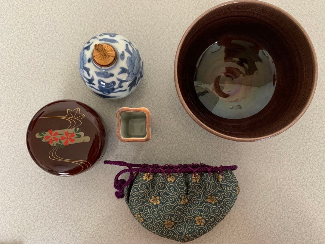 茶箱一式　器据