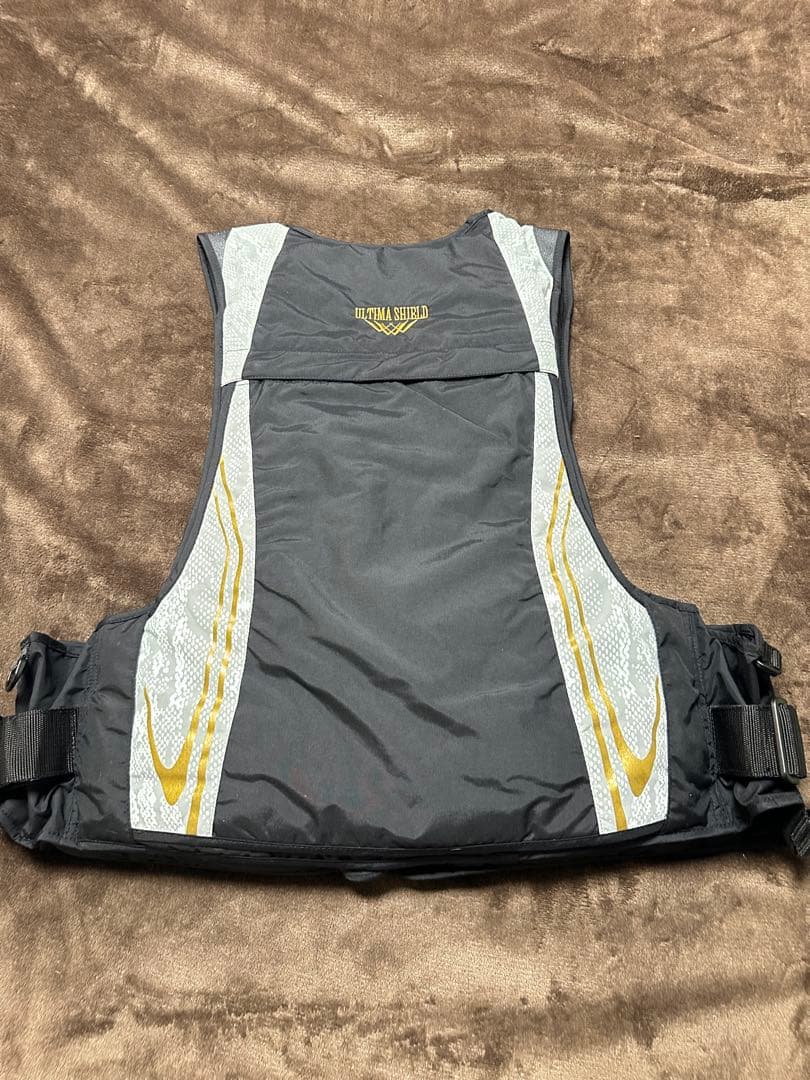 がまかつ　アルテマシールド100 フローティングベスト GM2194 ３L