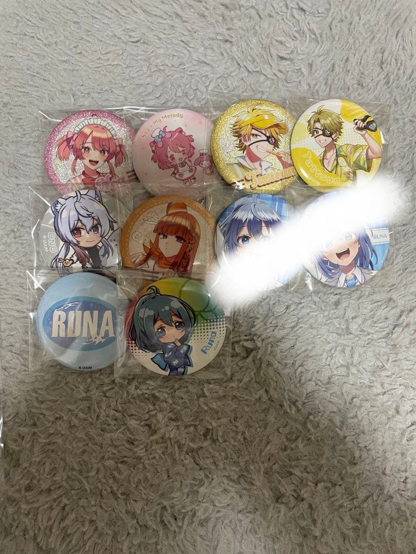 カラフルピーチ ウィンターフェア缶バ