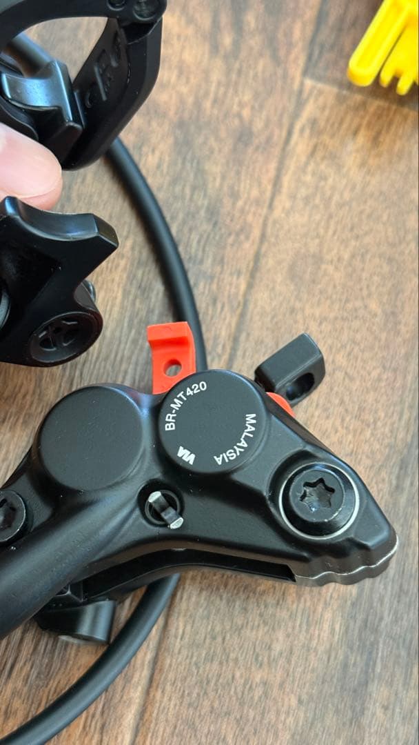 ※コリドラスシマノ M4100/MT420 ブレーキ 前後セット 新車外し