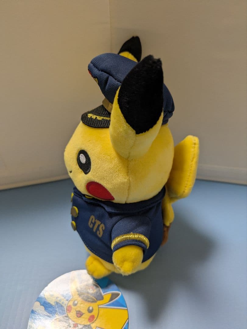【限定品】ピカチュウ パイロット 新千歳空港 ポケモンセンター ぬいぐるみ