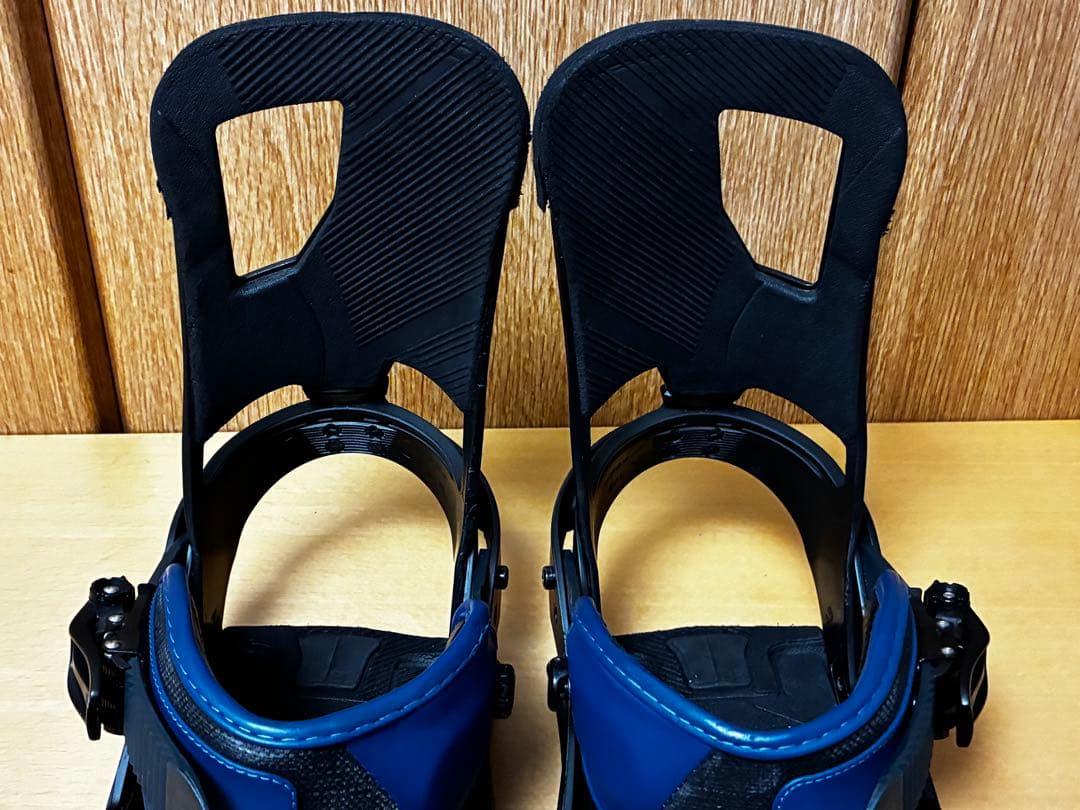 バートン【カーテルCARTEL（メンズSサイズ）】黒×ネイビー