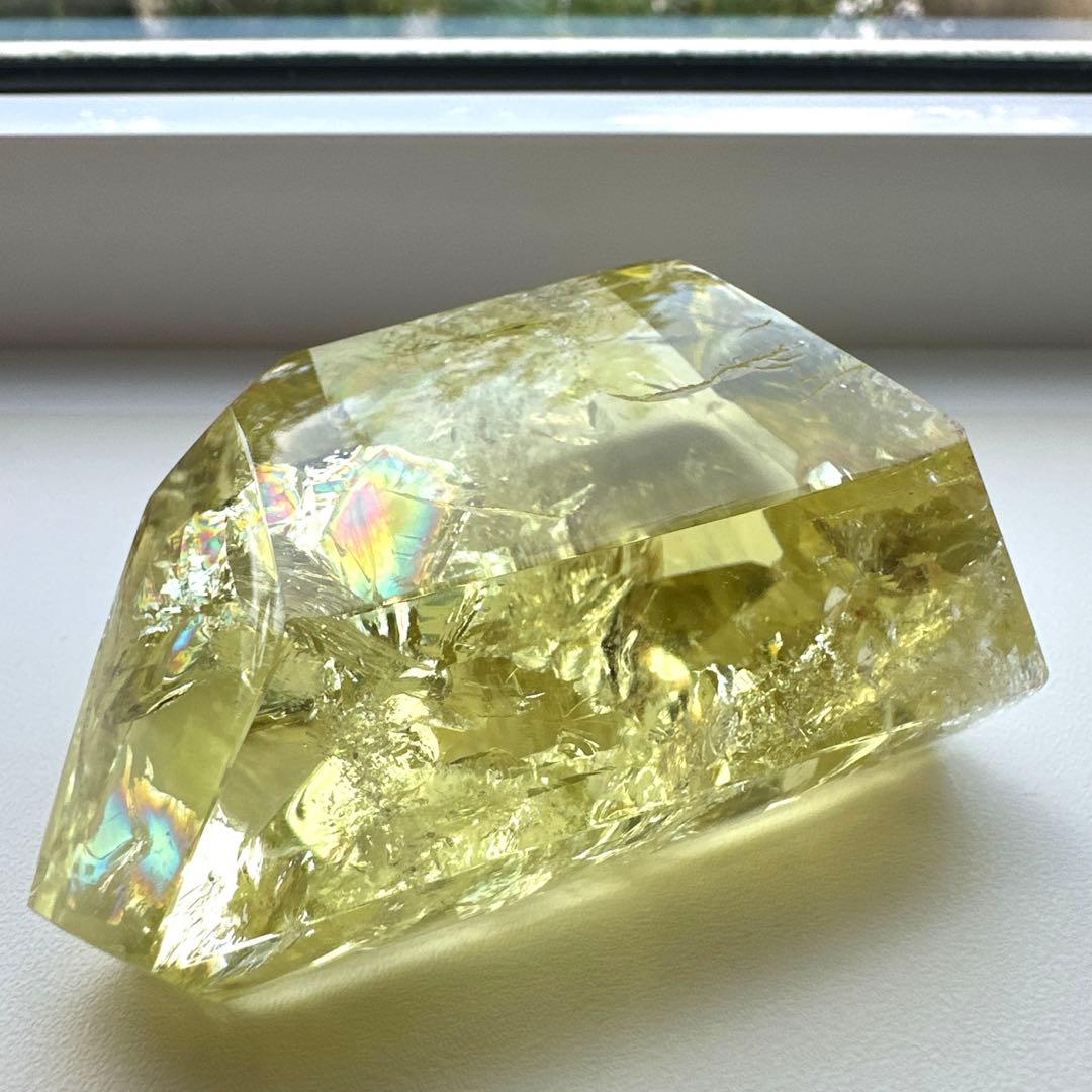 高品質　シトリン　虹　フリーフォーム　非加熱　122.3g レインボーシトリン