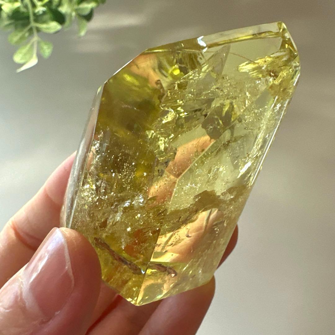 高品質　シトリン　虹　フリーフォーム　非加熱　122.3g レインボーシトリン