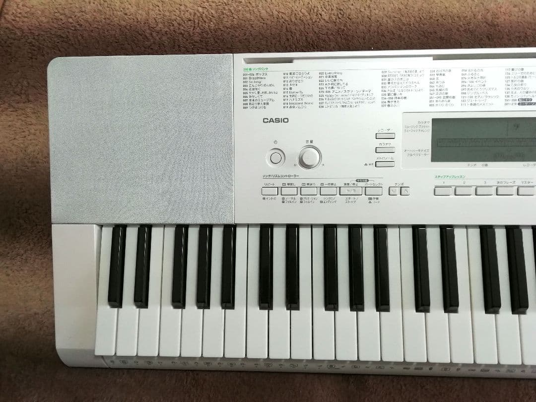 カシオトーンLK-218 型　ACアダプター付　動作確認済