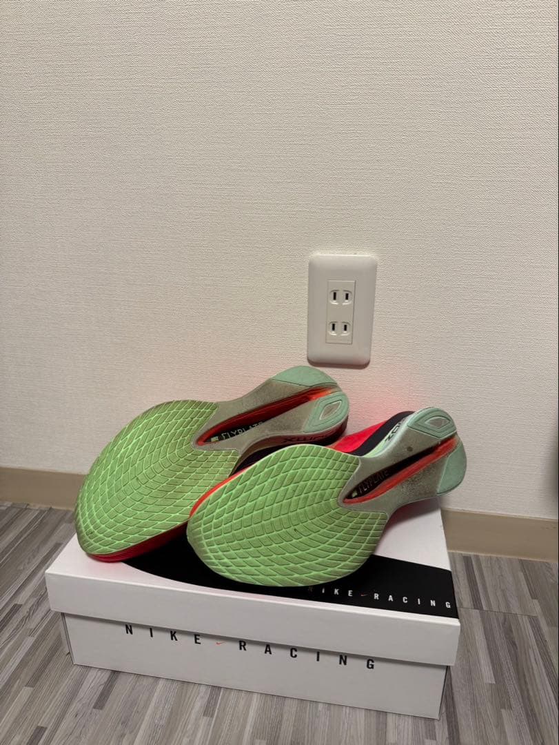 ナイキ ヴェイパーフライ4/メンズ/27.5cm