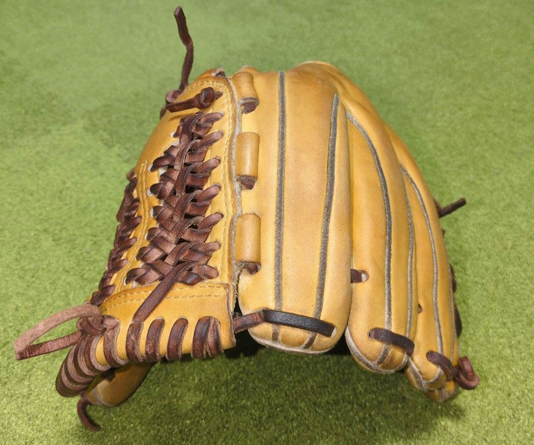 DESCENTE 硬式内野 DKG-STG350