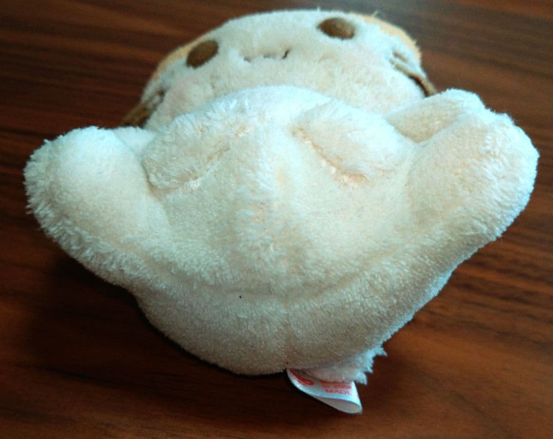 ★サンリオ　マシュマロみたいなふわふわにゃんこ　キーホルダー　ぬいぐるみ