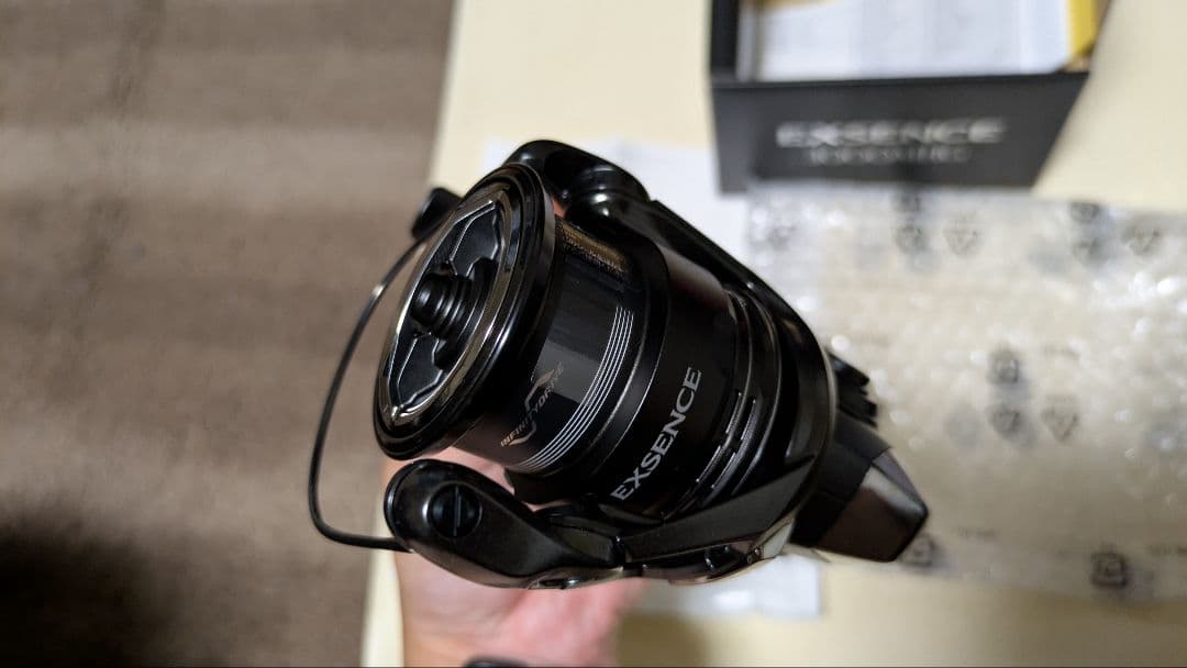 新品未使用シマノ25エクスセンス 3000MHG