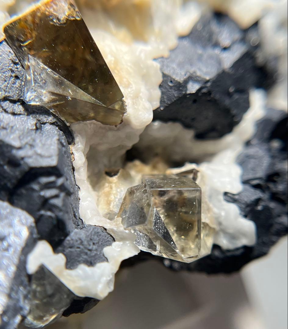 The Bull Vein産　フローライト　蛍石　原石　鉱物　鉱物標本