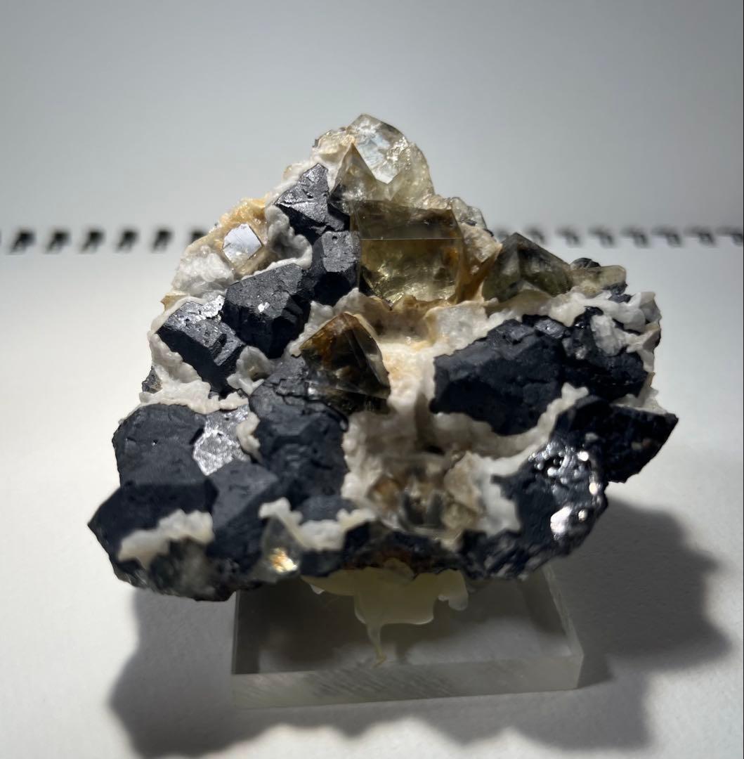 The Bull Vein産　フローライト　蛍石　原石　鉱物　鉱物標本