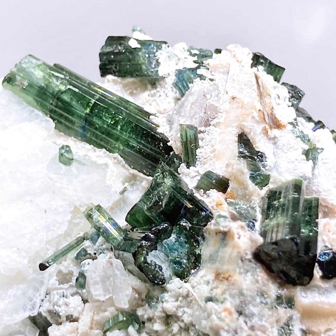 半*ル様 グリーントルマリン　原石　鉱物標本　天然石　834