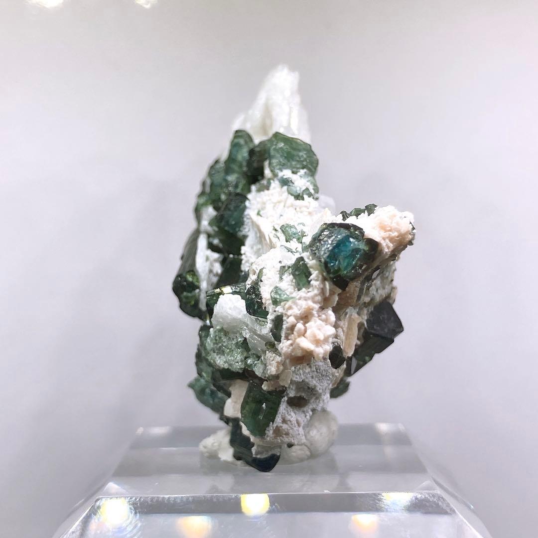 半*ル様 グリーントルマリン　原石　鉱物標本　天然石　834