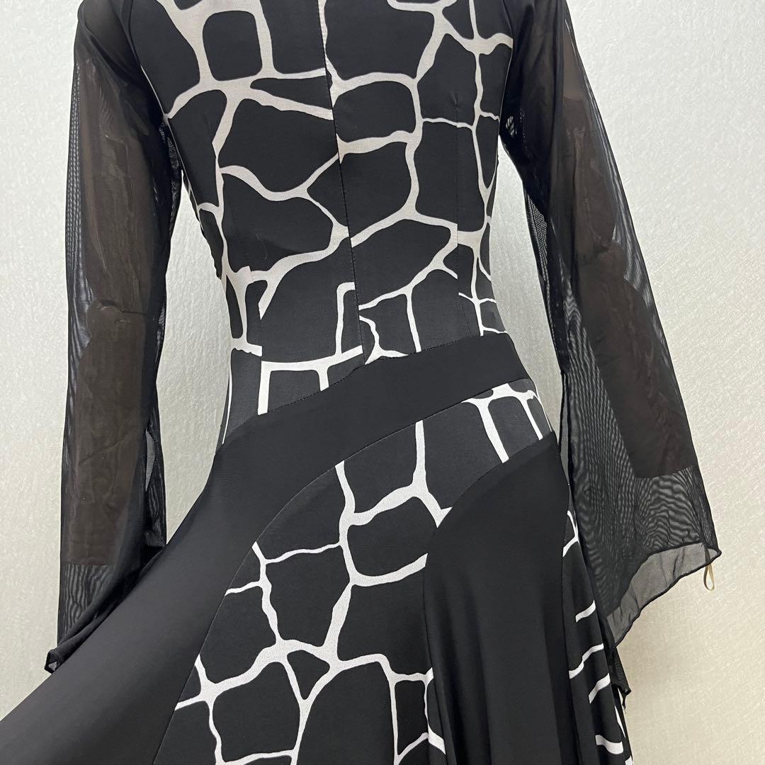 新品 社交ダンス ワンピース モノトーンプリント サイズS〜 M