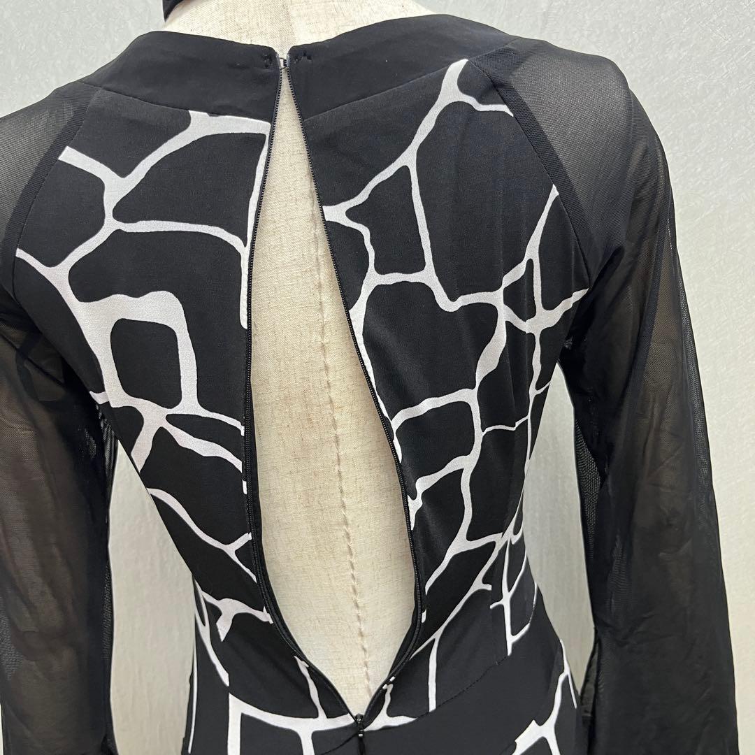 新品 社交ダンス ワンピース モノトーンプリント サイズS〜 M