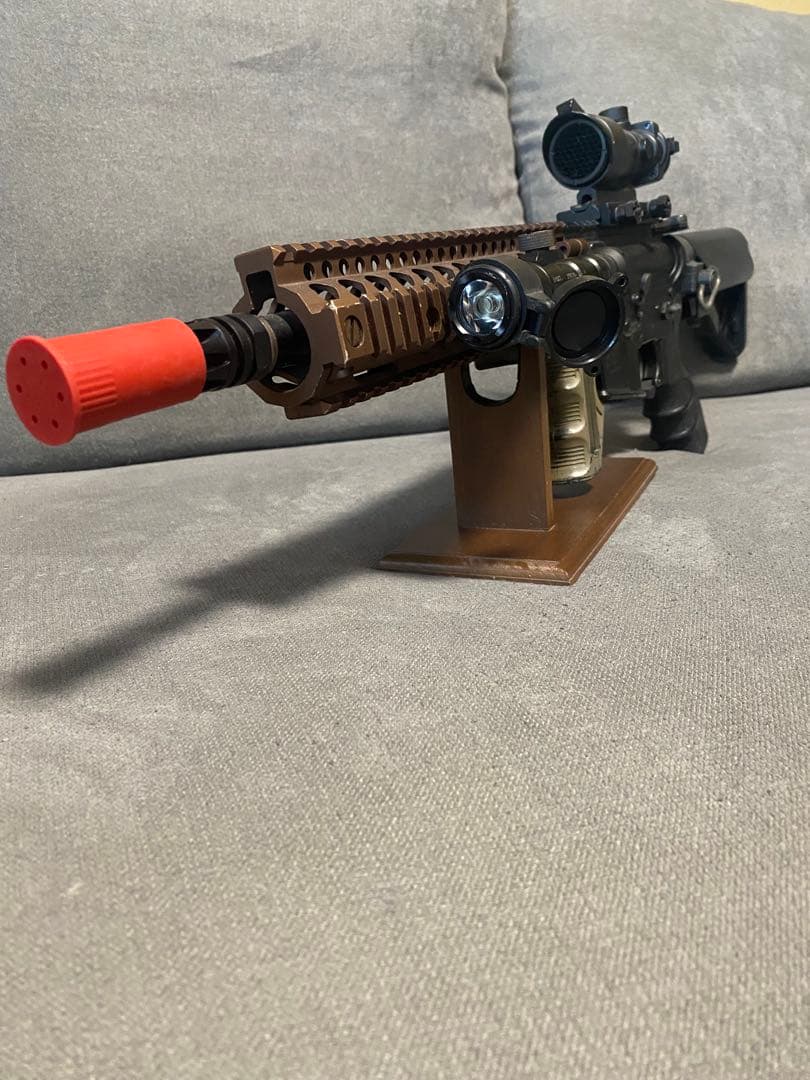 東京マルイM4A1次世代電動ガン 光学サイト/ダニエルディフェンス