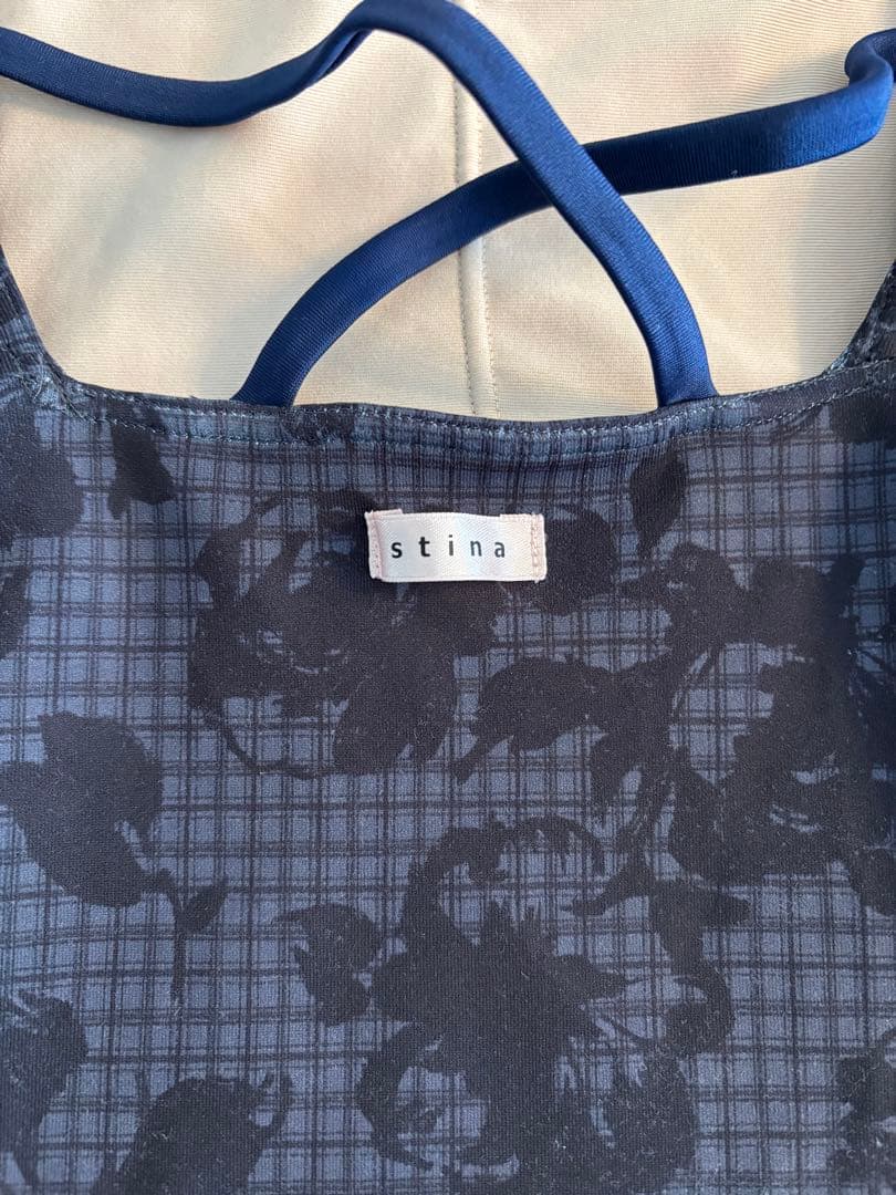 stina スティナ レオタード 長袖