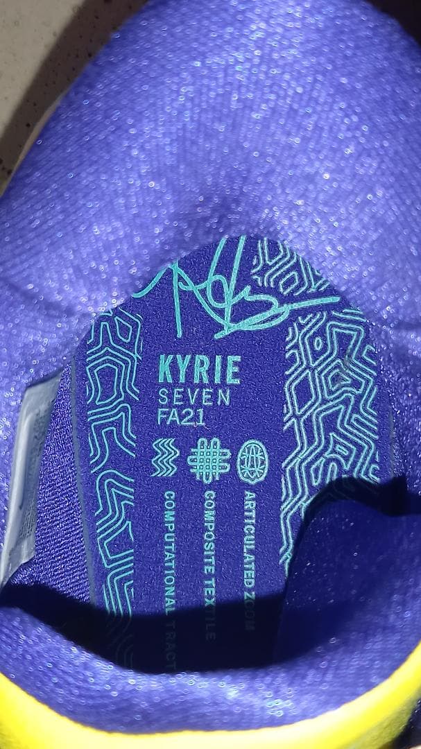 Nike KYRIE 7 Yellow バスケットシューズ 30cm