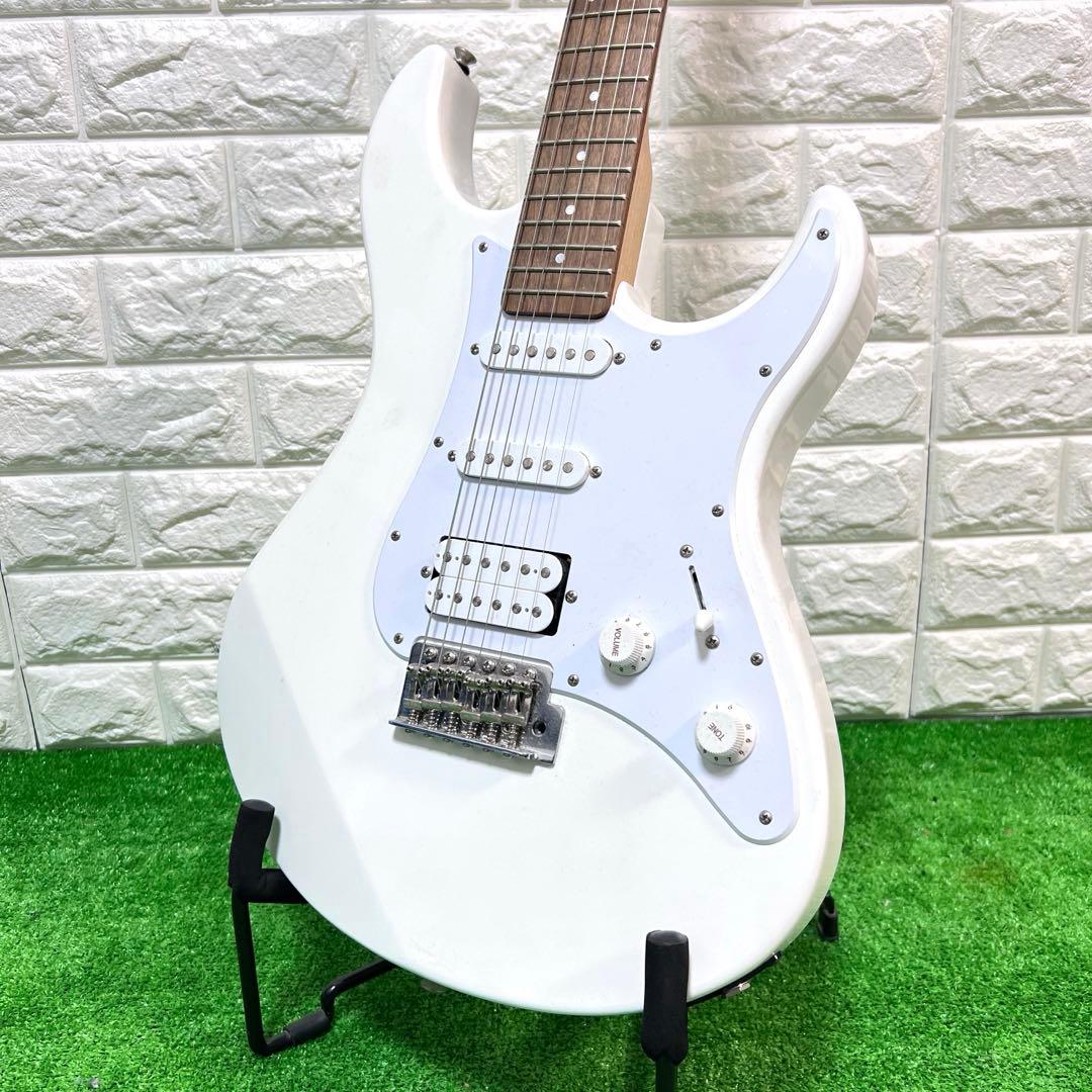 超美品　YAMAHA ヤマハ Pacifica パシフィカ　ギター　ホワイト