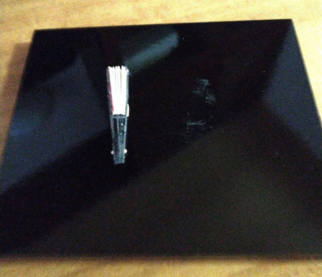 木目込人形 赤と金の着物