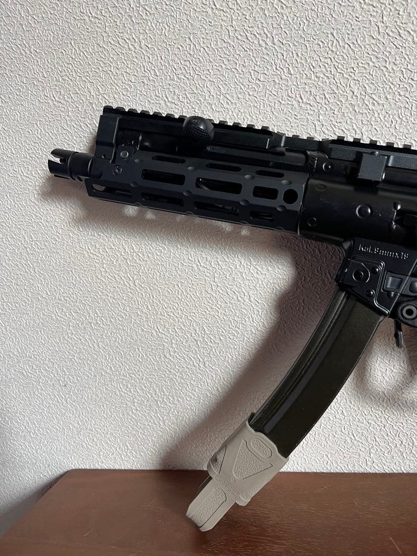 マルイ次世代電動ガン　MP5A5