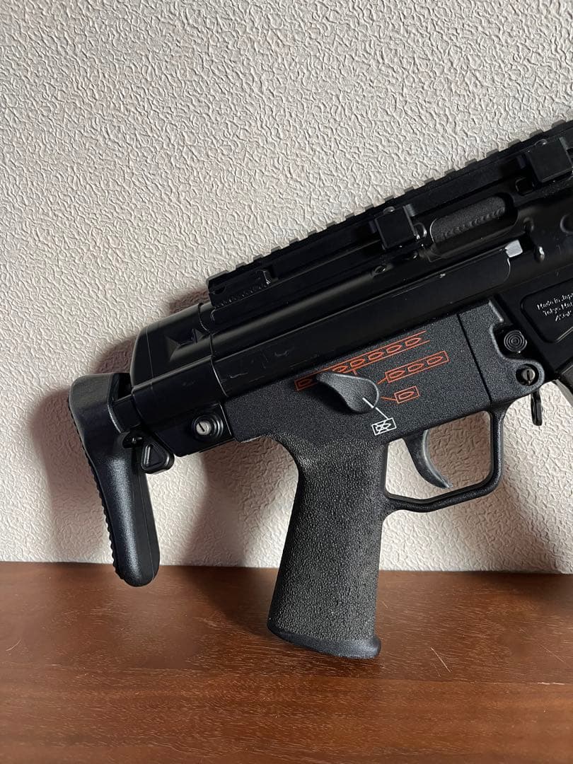 マルイ次世代電動ガン　MP5A5