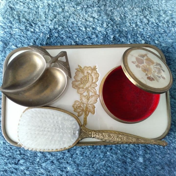 イギリスアンティーク4点セット⭐︎トレイ⭐︎ケース⭐︎アップル型トレイ⭐︎ブラシ