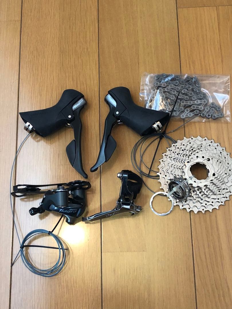 完成車外し未使用　シマノ　ティアグラ　tiagra 　4700 セット