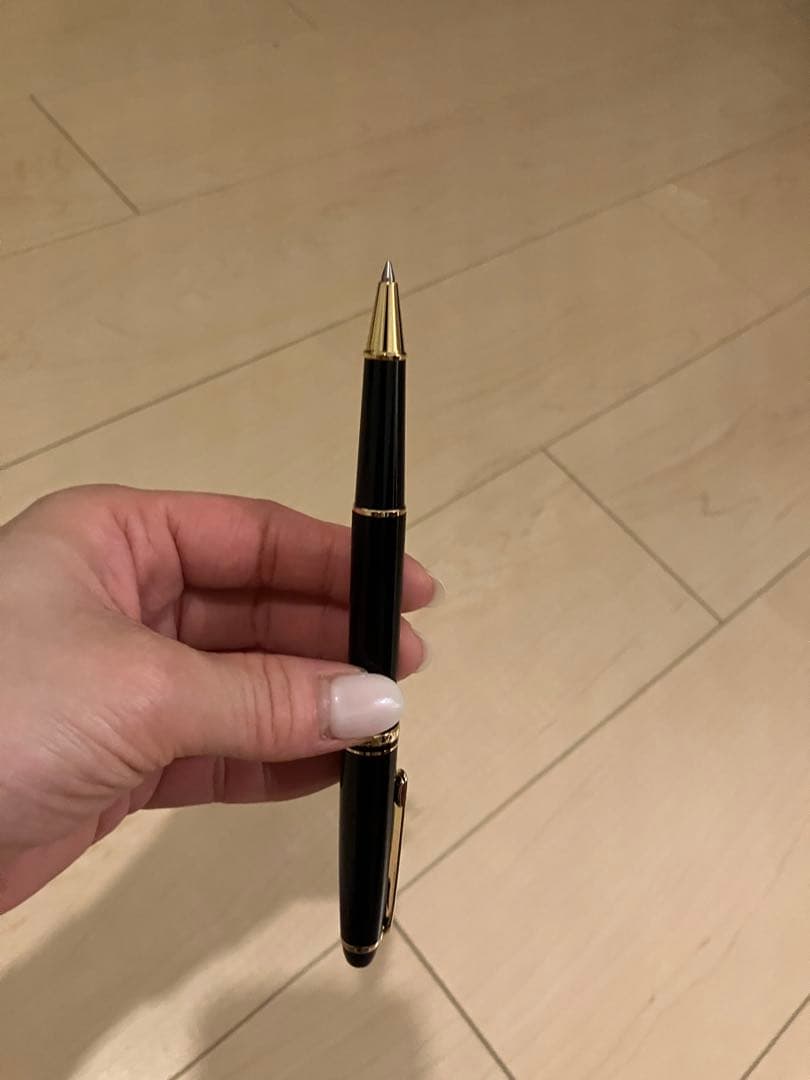 モンブランブラック ゴールドアクセント ボールペン