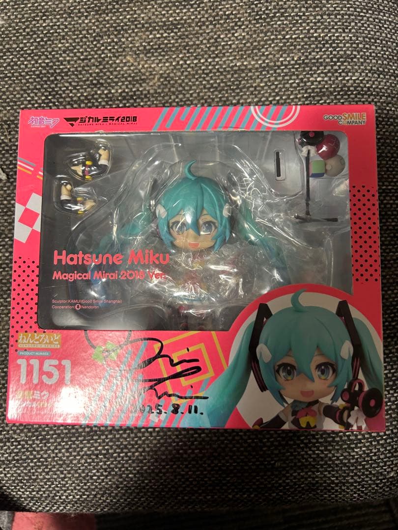 【サイン入り】ねんどろいど 初音ミク　マジカルミライ2018.ver