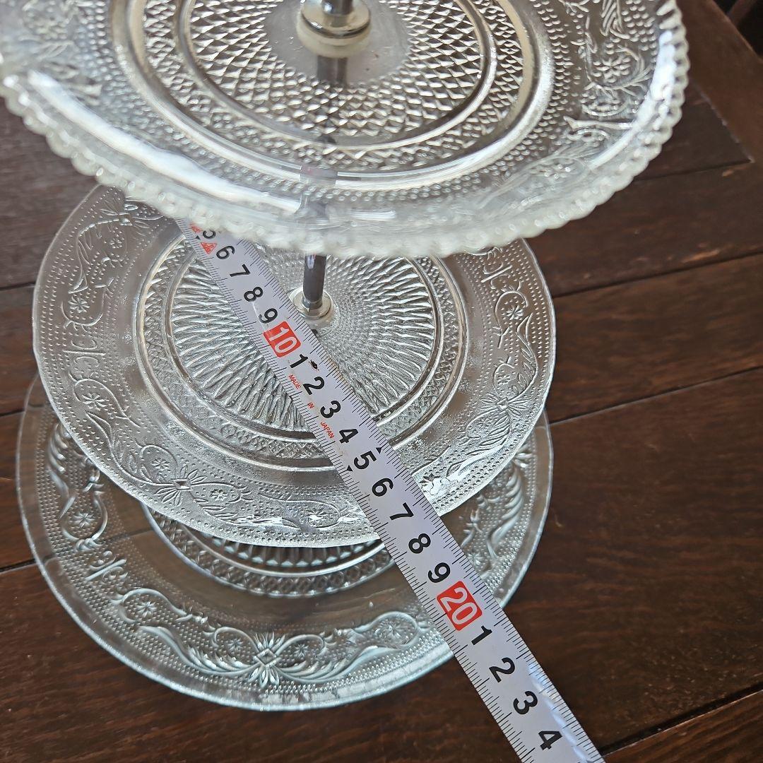 ガラス製三段ケーキスタンド