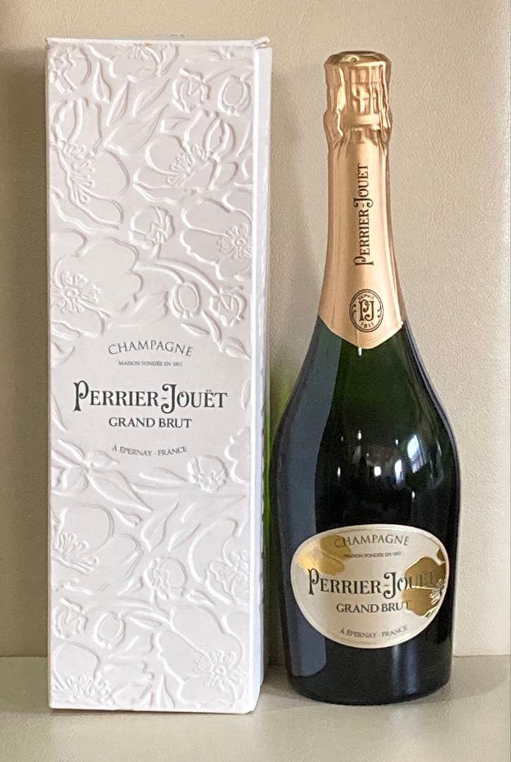 シャンパン（ペリエジュエグランブリュット）