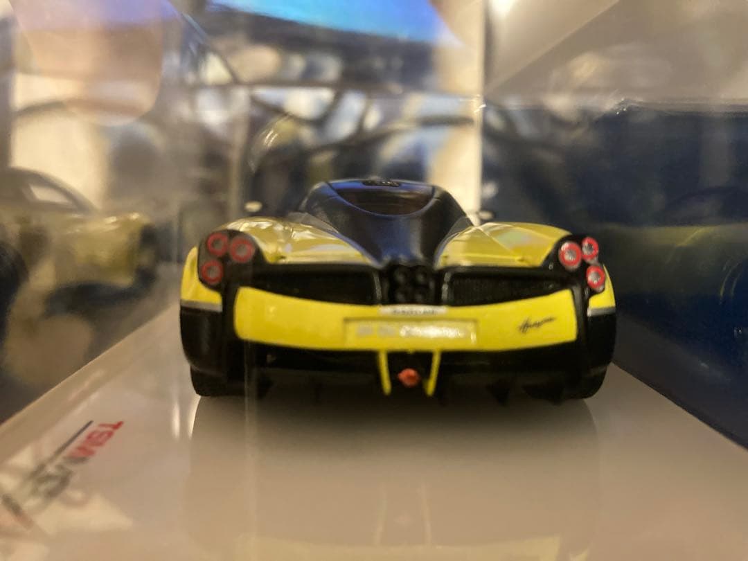 1/43 TSM パガーニ ウアイラ パチェットテンペスタ カーボン