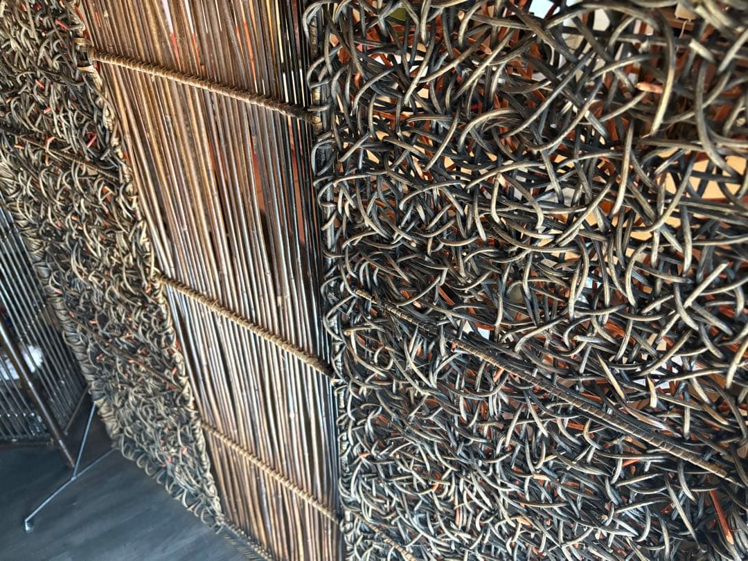 ラタンスクリーン　バリ家具　リゾートインテリア　間仕切り　アジアンパーテーション