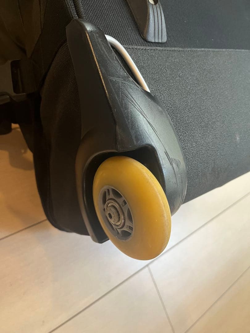 salomon　キャリーバッグ　キャリーケース　CONTAINER 130