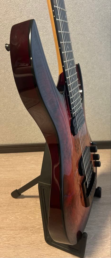 B.C.Rich Shredzilla EVERTUNE/DiMarzio 8弦