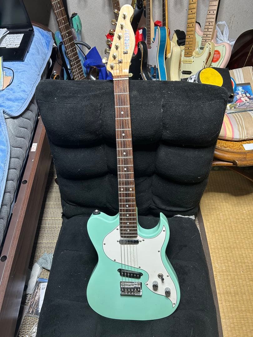 エレキギター テレキャス風変形。ミントグリーン