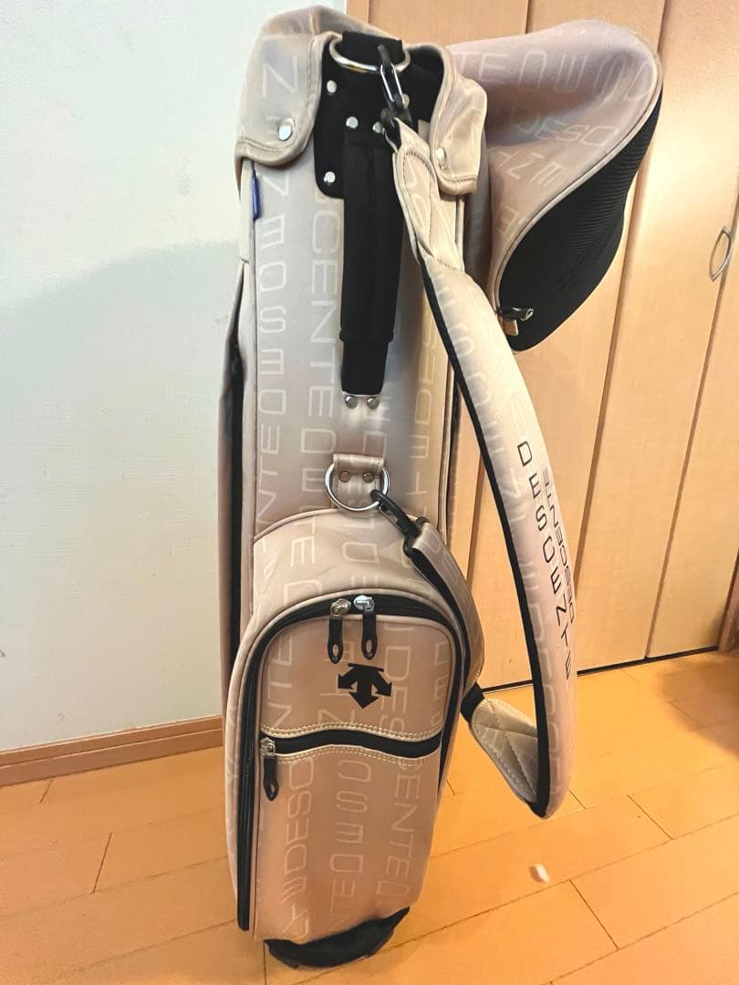 DESCENTE キャディバッグ ベージュ