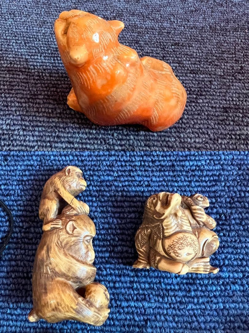 1057 根付  まとめ売り　計10点（提げ物 /緒締め /帯留め ）　時代物