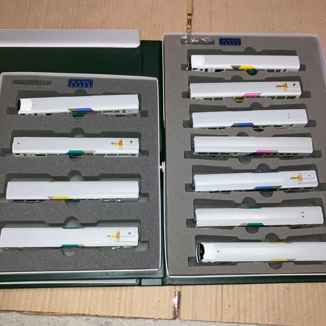 KATO 10-433.434 E257系　基本、増結セット11両編成