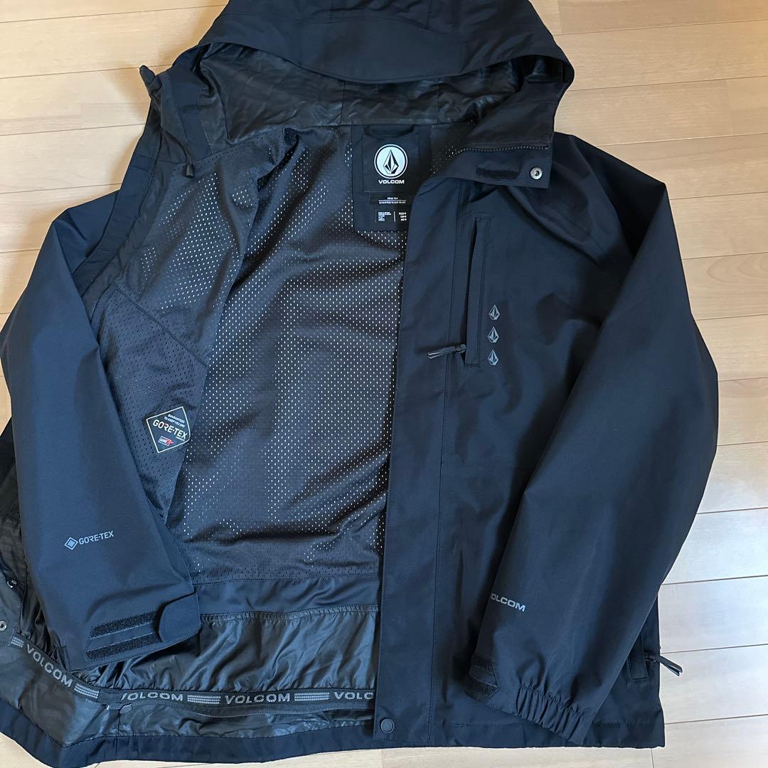 VOLCOM GORE-TEX ブラックジャケット