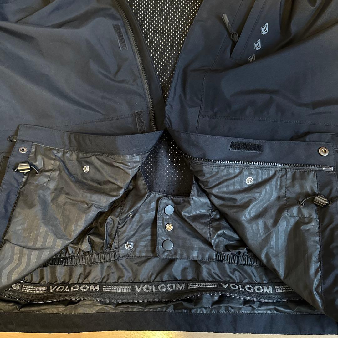 VOLCOM GORE-TEX ブラックジャケット