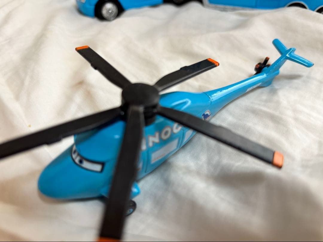 ダメージキング ダイナコ ハウラー DINOCO GLAY マテル社 カーズ