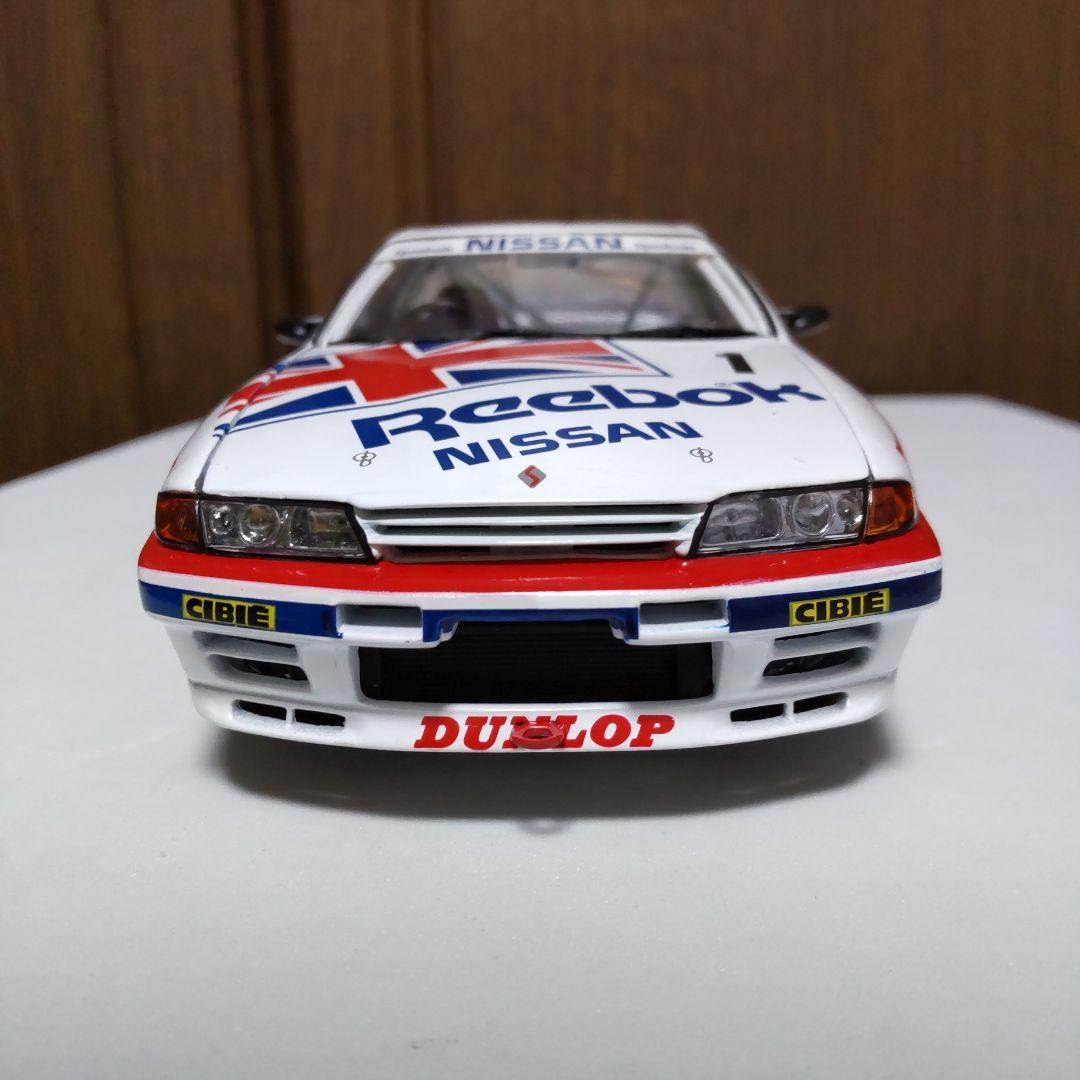 リーボック スカイライン GT-R R32 1/24 トミカ エブロ