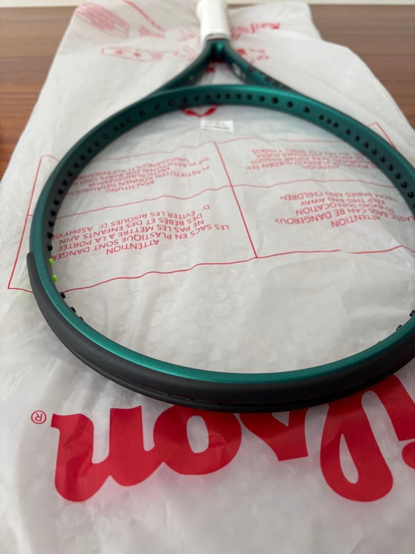 Wilson BLADE 98 v9 16×19