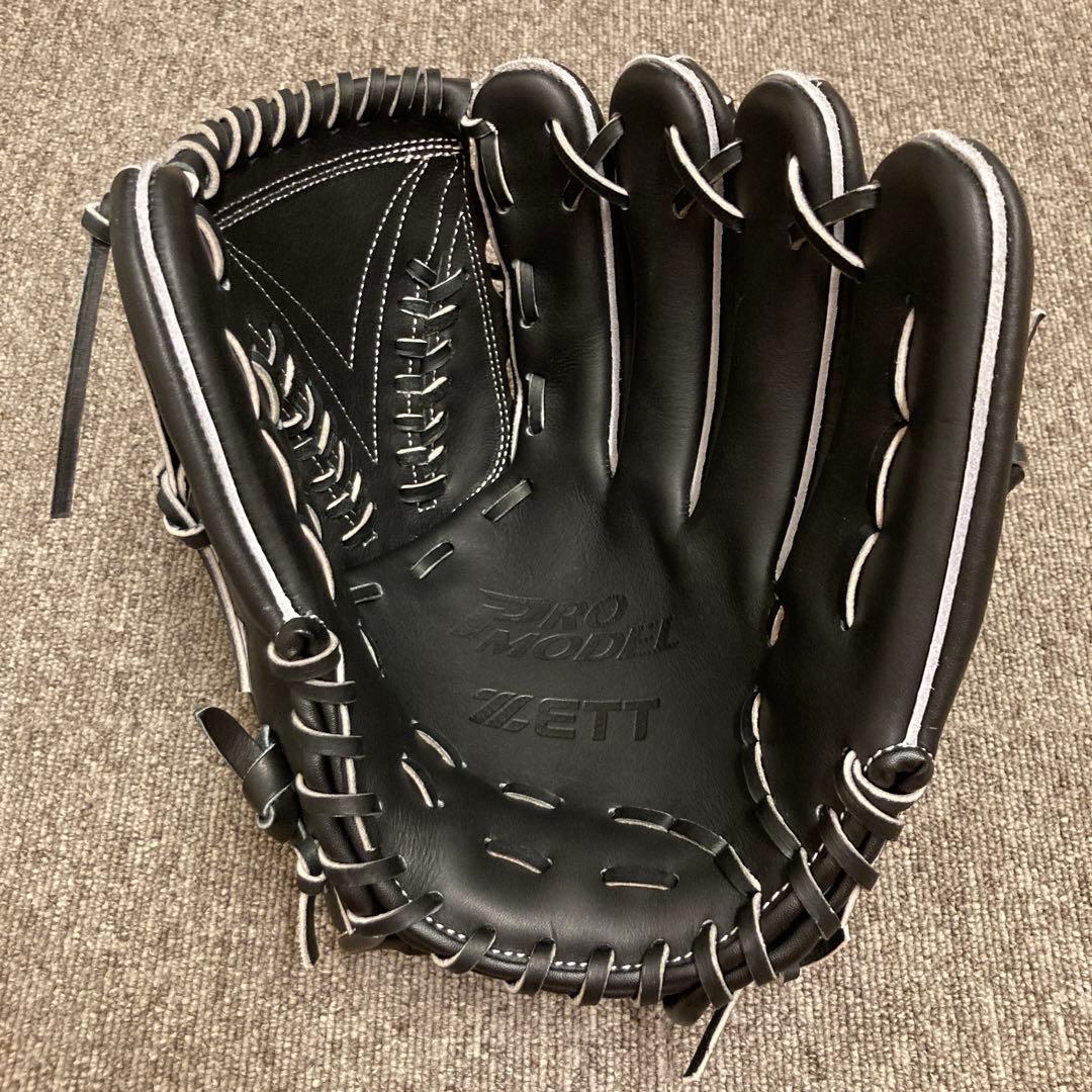 ゼット　野球　硬式　投手用　右投げ　ブラック