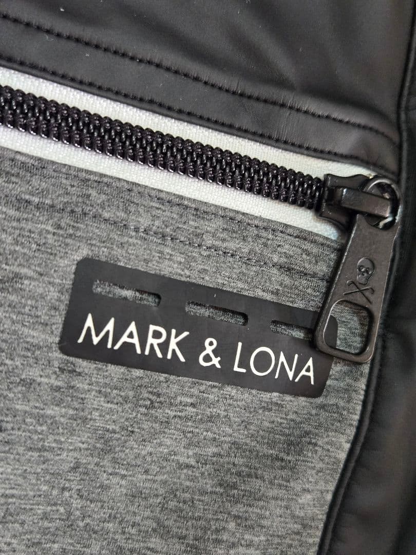 【一時間限定値下げ☆早い者勝ち】MARK & LONA ストレッチパンツ