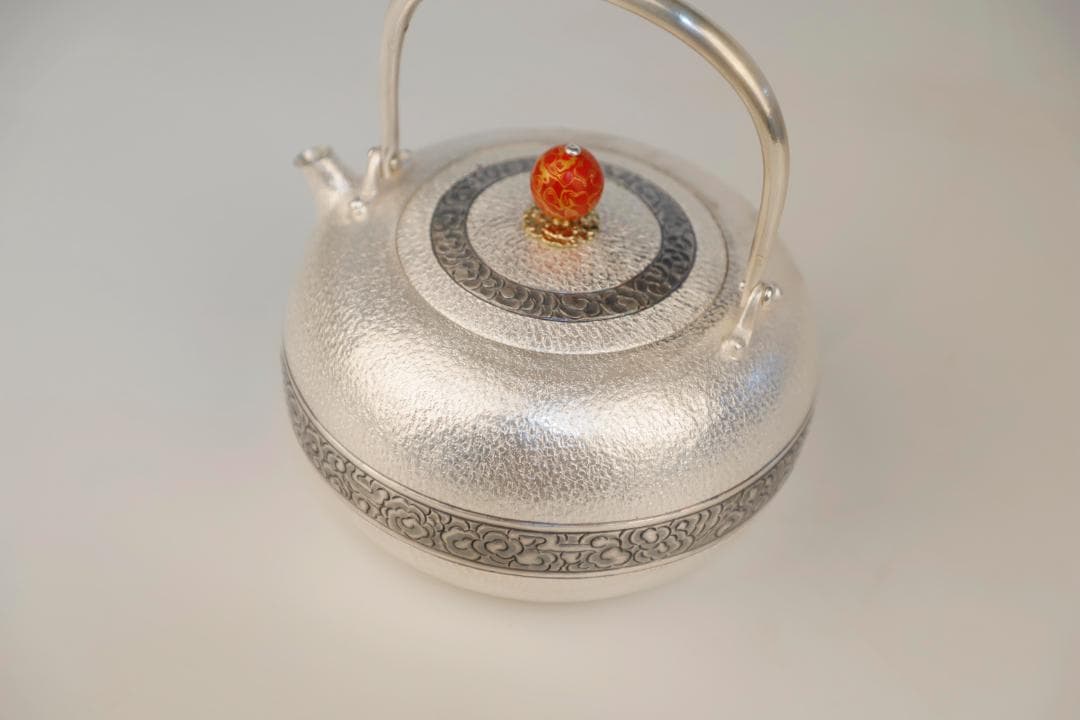 純銀製 青銅器紋 口打出 玉摘 湯沸 銀瓶 煎茶道具